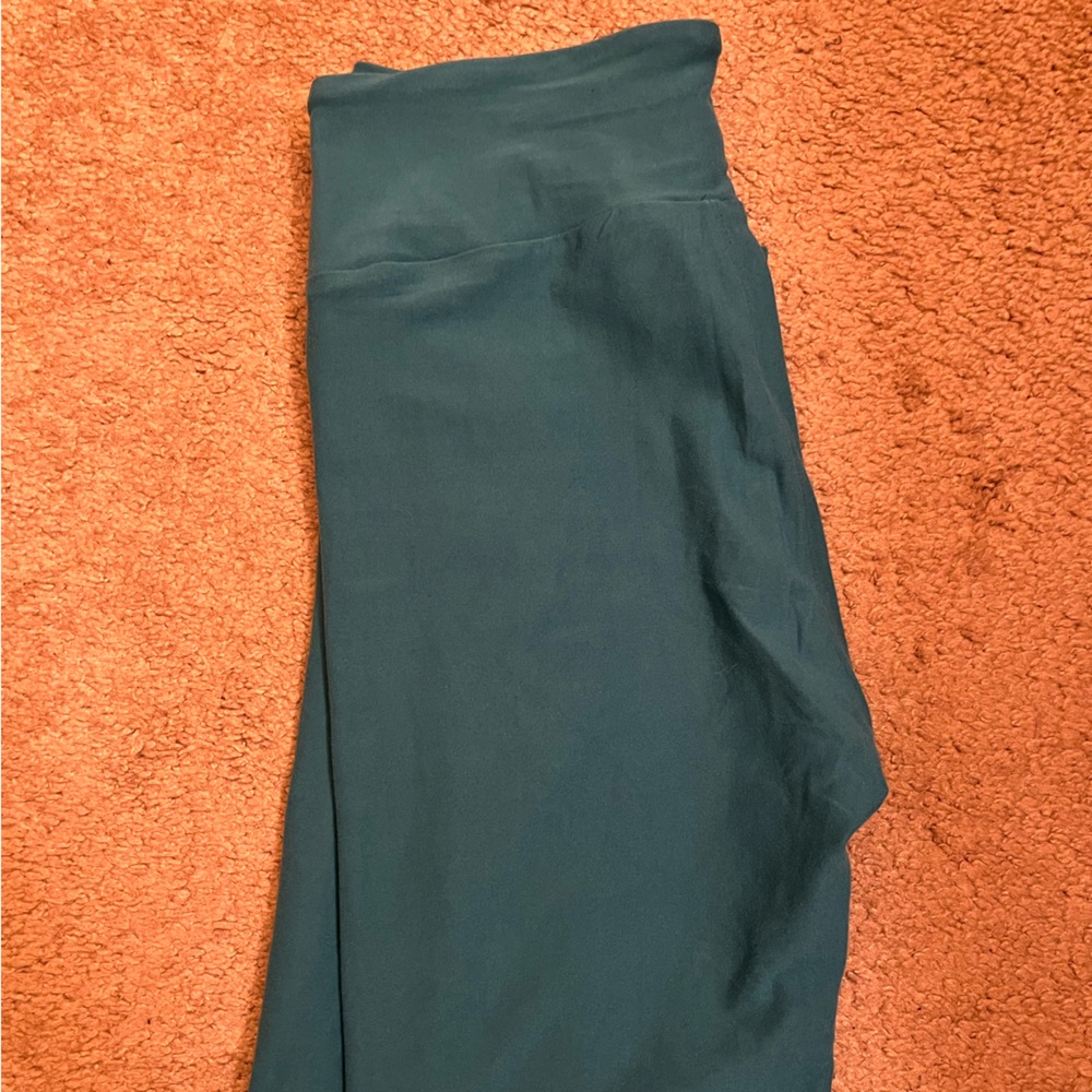 Lularoe teal/turquoise leggings
